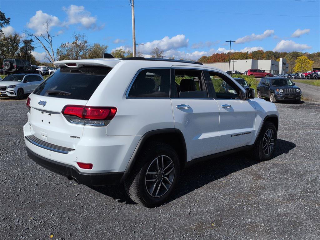used 2022 Jeep Grand Cherokee car, priced at $28,900