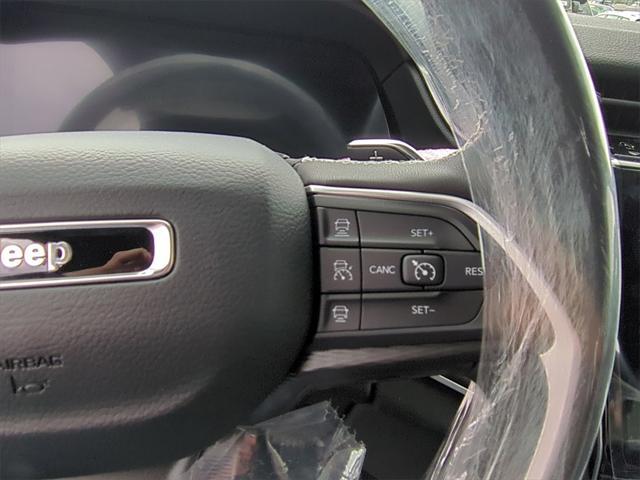 new 2025 Jeep Grand Cherokee car, priced at $42,115