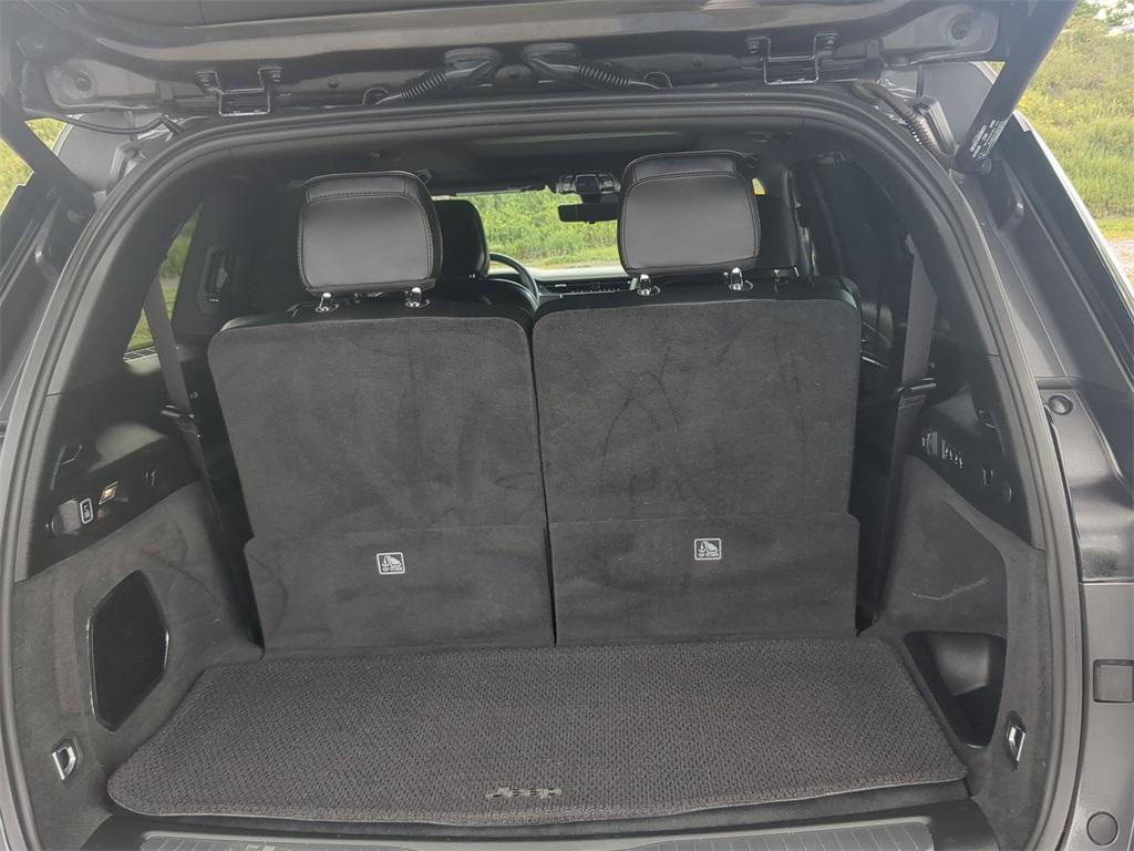 used 2023 Jeep Grand Cherokee L car, priced at $48,305