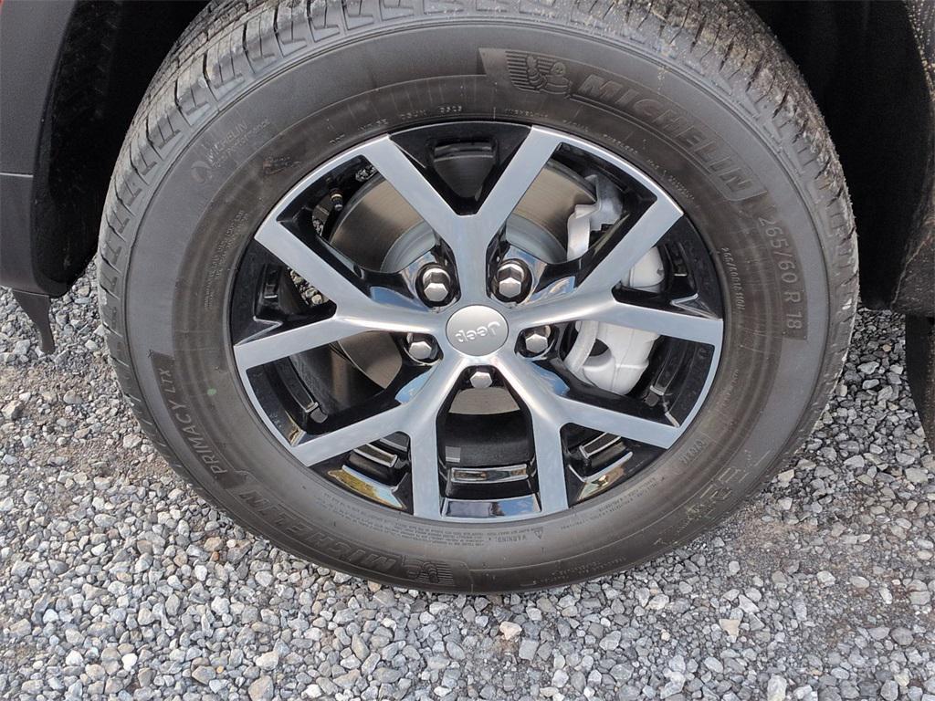 new 2025 Jeep Grand Cherokee car, priced at $48,185