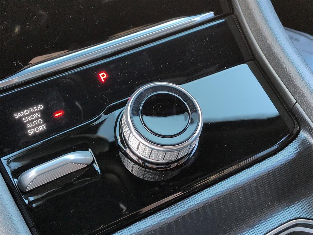 new 2025 Jeep Grand Cherokee car, priced at $48,185