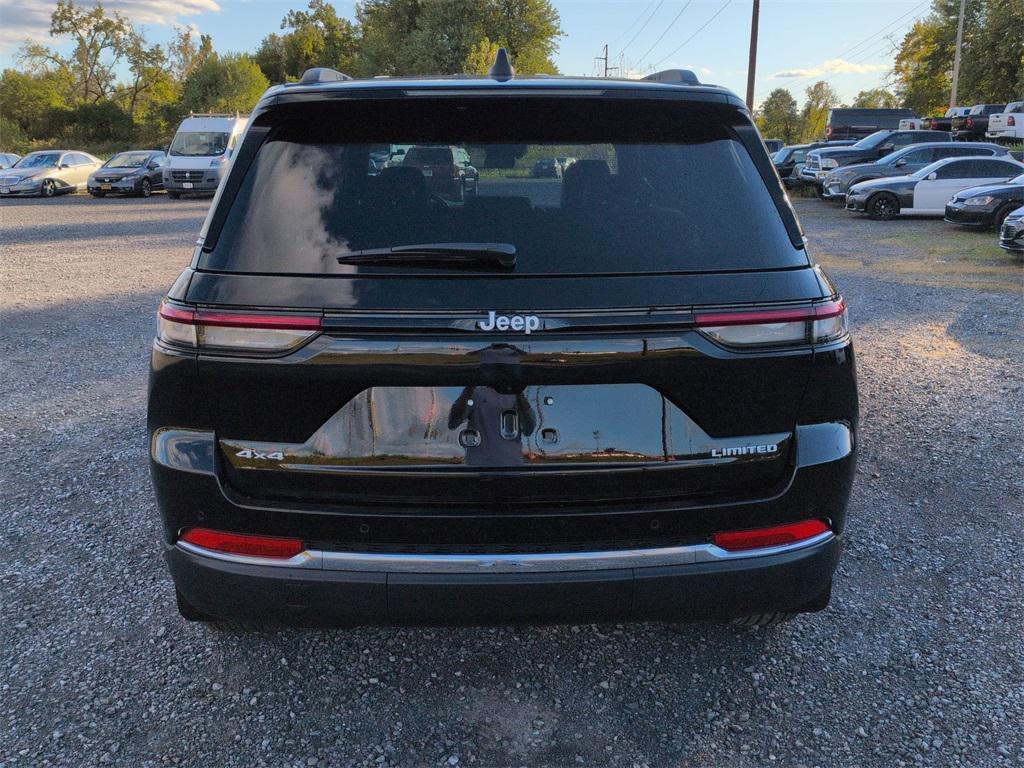 new 2025 Jeep Grand Cherokee car, priced at $48,185