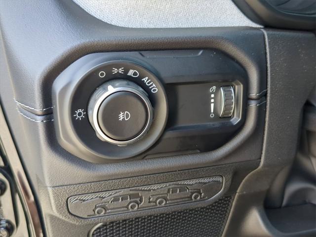 new 2025 Jeep Wrangler car