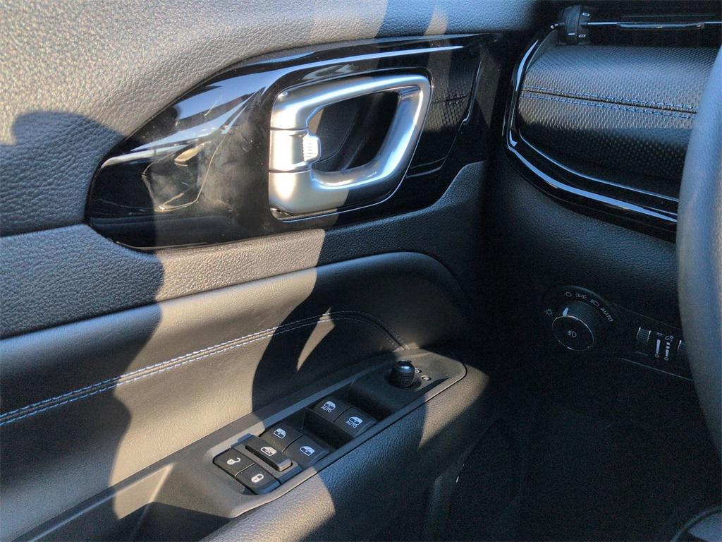 new 2026 Jeep Compass car, priced at $36,690