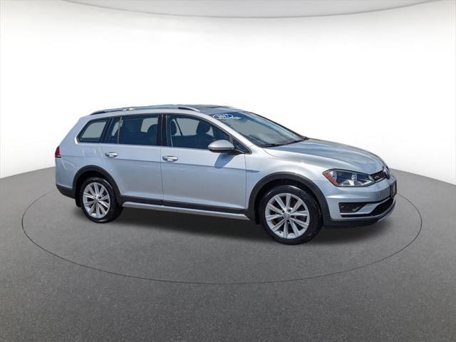 used 2017 Volkswagen Golf Alltrack car, priced at $14,500