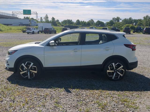 used 2022 Nissan Rogue Sport car, priced at $22,700