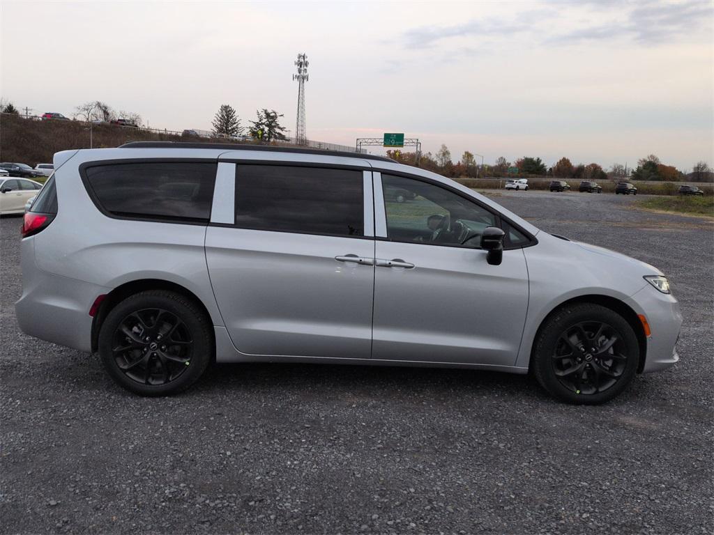 new 2026 Chrysler Pacifica car, priced at $54,240