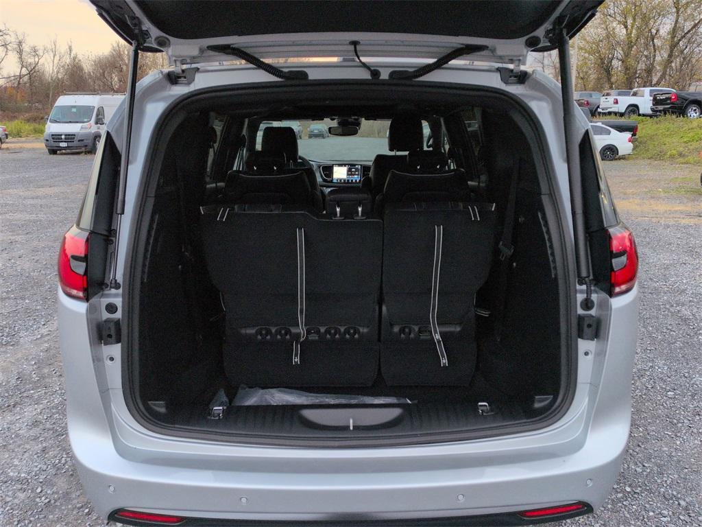 new 2026 Chrysler Pacifica car, priced at $54,240