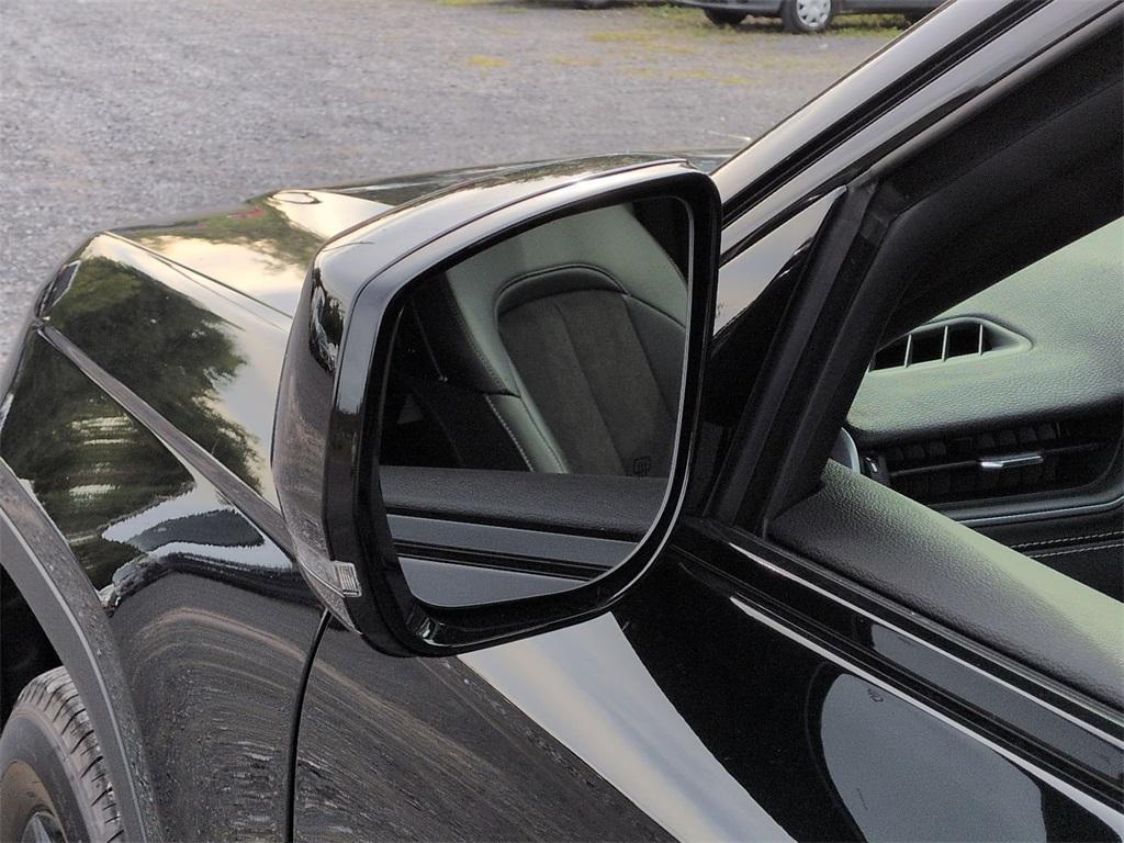 new 2025 Jeep Grand Cherokee car, priced at $42,905