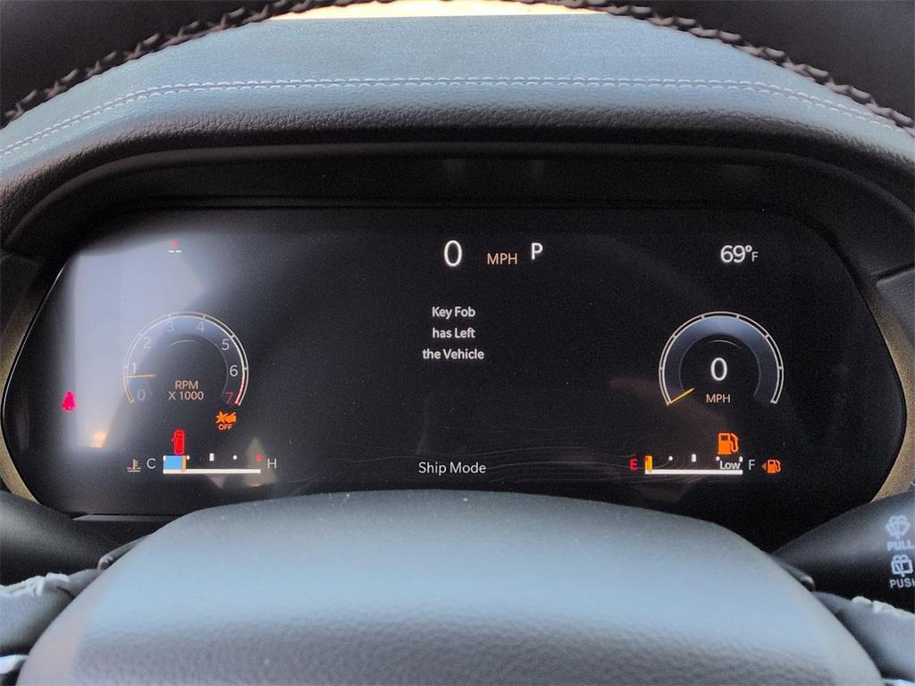 new 2025 Jeep Grand Cherokee car, priced at $47,590