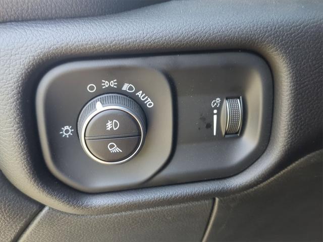 new 2025 Ram 2500 car, priced at $64,670