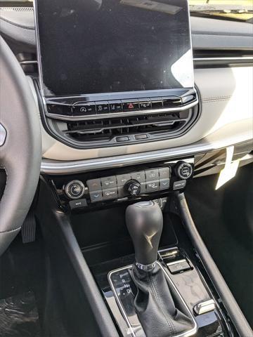 new 2025 Jeep Compass car, priced at $33,435