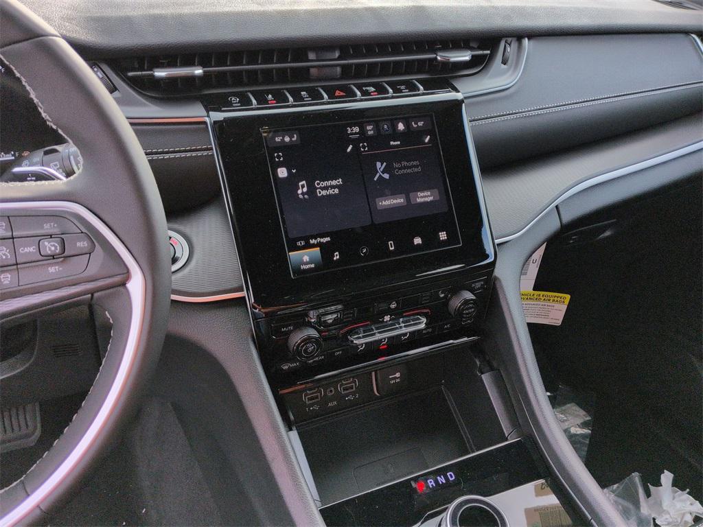 new 2025 Jeep Grand Cherokee car