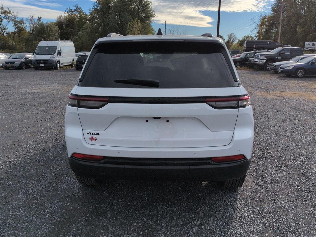 new 2025 Jeep Grand Cherokee car