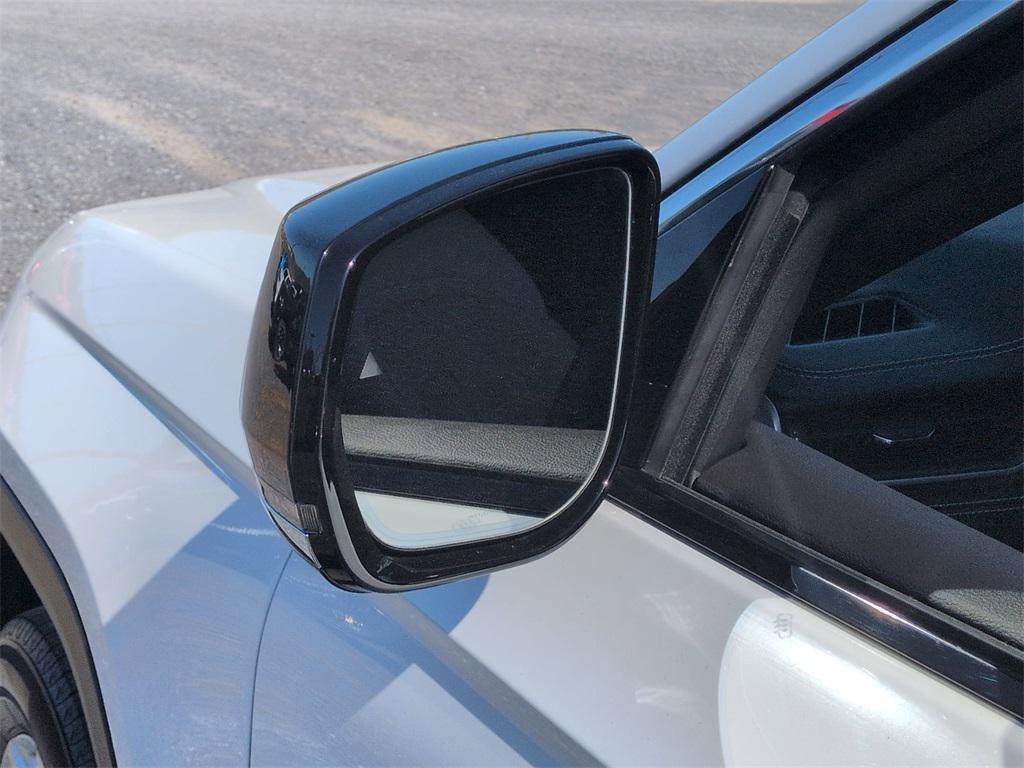 used 2023 Jeep Grand Cherokee car, priced at $30,800