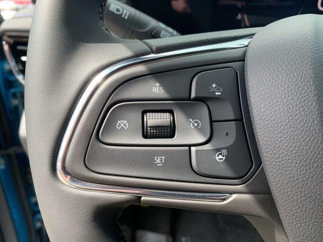 new 2025 Buick Envista car, priced at $28,070