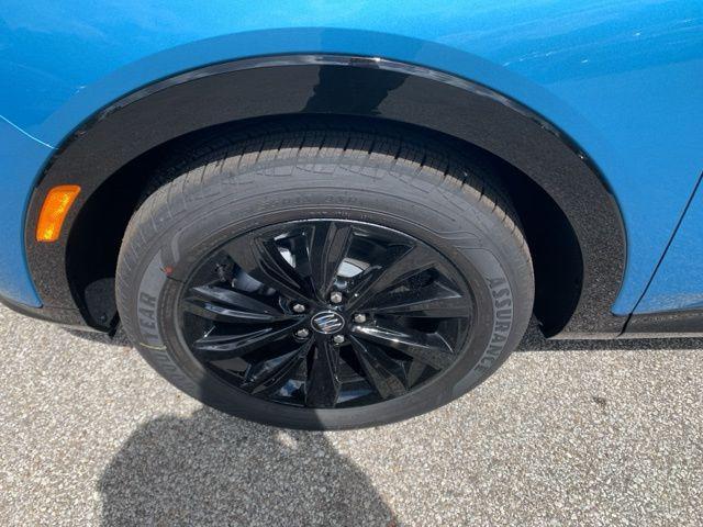 new 2025 Buick Envista car, priced at $28,070