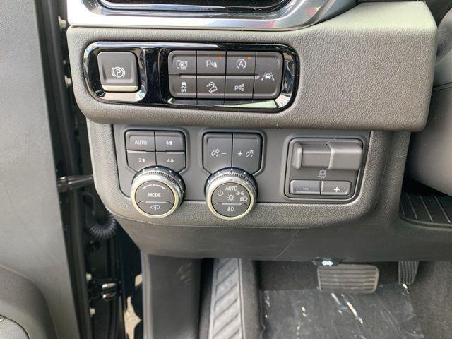 new 2025 GMC Yukon XL car, priced at $97,175