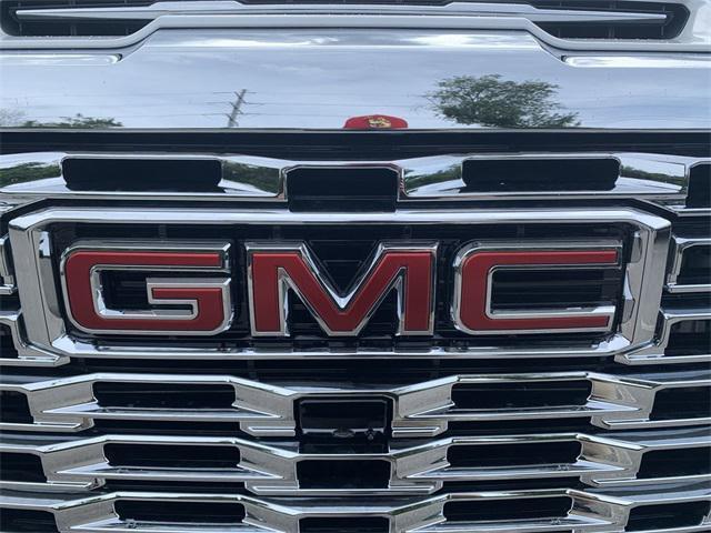 new 2024 GMC Sierra 2500 car, priced at $79,595