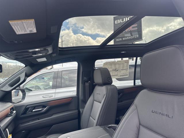 new 2025 GMC Yukon XL car, priced at $88,735