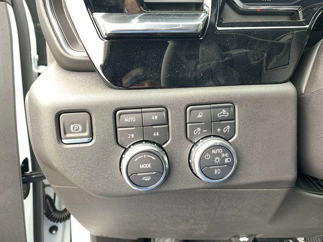 new 2025 GMC Sierra 1500 car, priced at $54,235