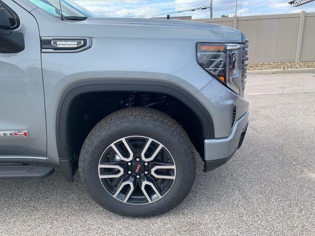 new 2025 GMC Sierra 1500 car, priced at $69,305