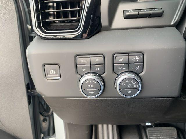 new 2025 GMC Sierra 1500 car, priced at $69,305