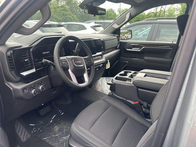 new 2025 GMC Sierra 1500 car, priced at $47,535