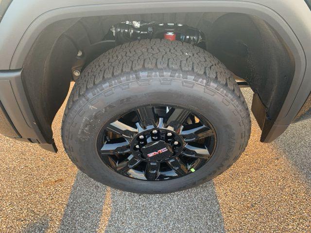 new 2025 GMC Sierra 2500 car, priced at $83,755