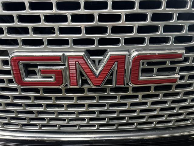 used 2015 GMC Yukon car, priced at $18,900