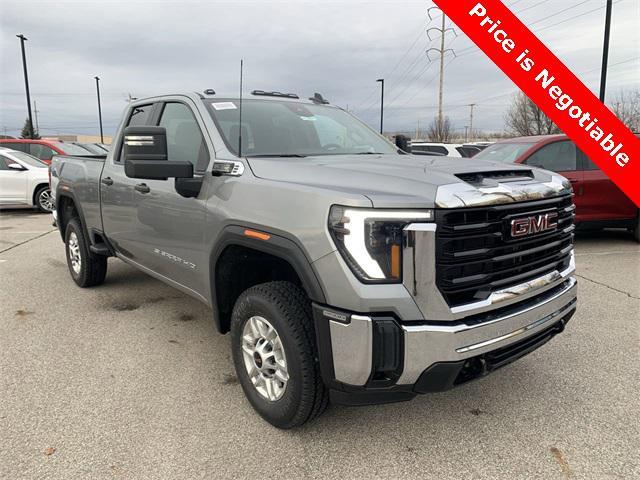 new 2025 GMC Sierra 2500 car, priced at $52,325