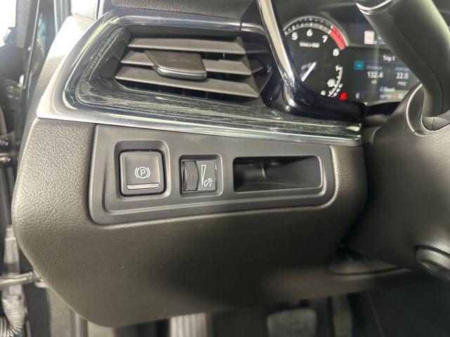 used 2020 Cadillac XT5 car, priced at $23,900