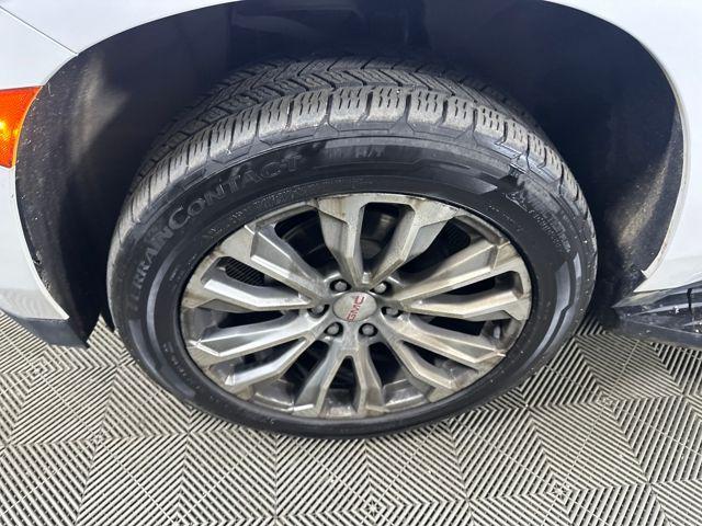 used 2021 GMC Yukon XL car, priced at $43,800