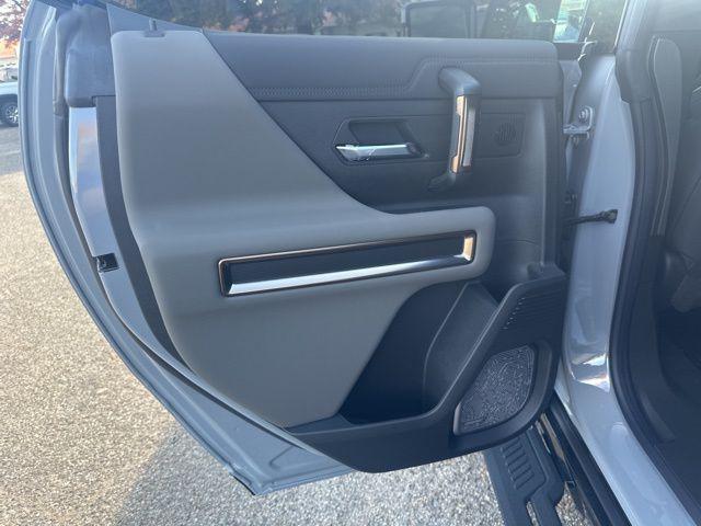 new 2025 GMC HUMMER EV SUV car, priced at $89,095