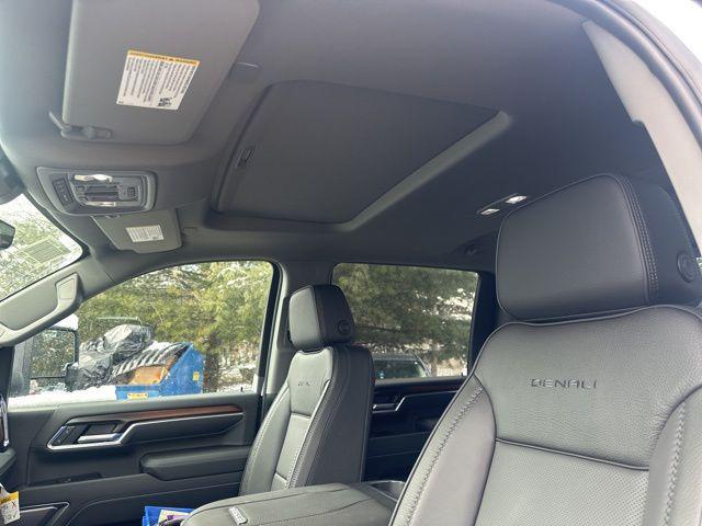new 2025 GMC Sierra 2500 car, priced at $83,185