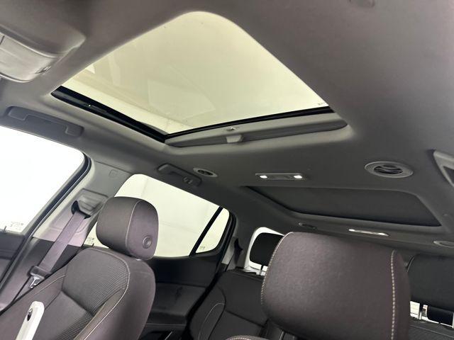 used 2023 GMC Acadia car, priced at $23,990