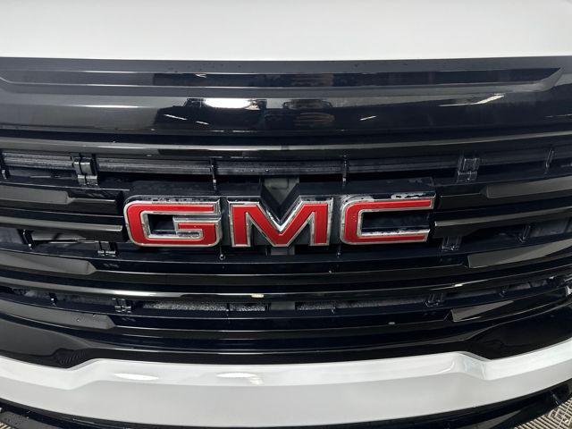 used 2023 GMC Acadia car, priced at $23,990
