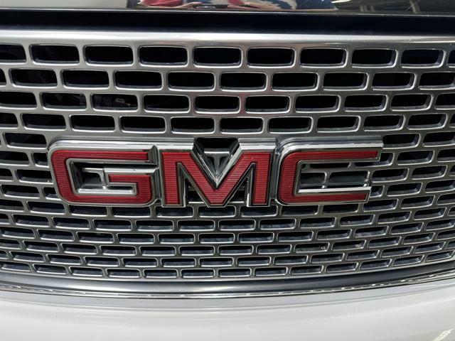 used 2016 GMC Yukon car, priced at $20,800