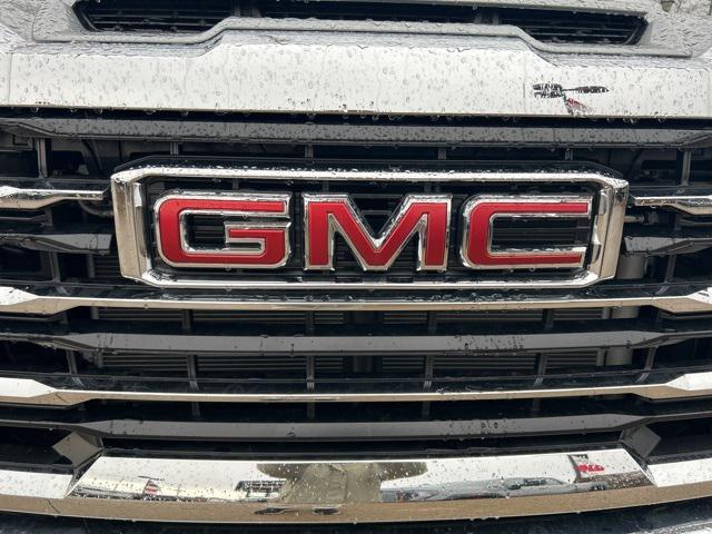 new 2025 GMC Sierra 2500 car, priced at $58,175