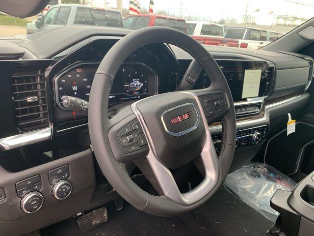 new 2025 GMC Sierra 2500 car, priced at $55,940