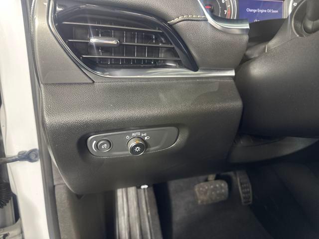 used 2022 Chevrolet Traverse car, priced at $28,500