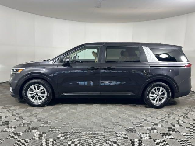 used 2024 Kia Carnival car, priced at $33,440