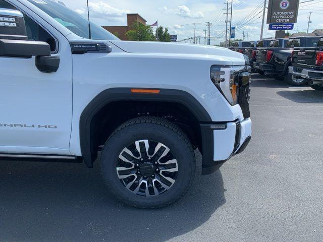 new 2025 GMC Sierra 2500 car, priced at $89,240