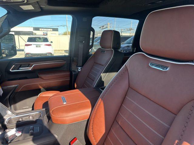 new 2026 GMC Sierra 2500 car, priced at $90,285