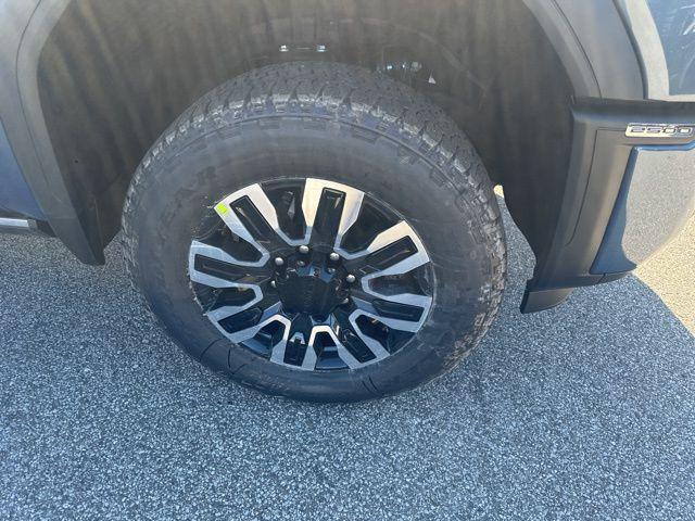 new 2026 GMC Sierra 2500 car, priced at $90,285