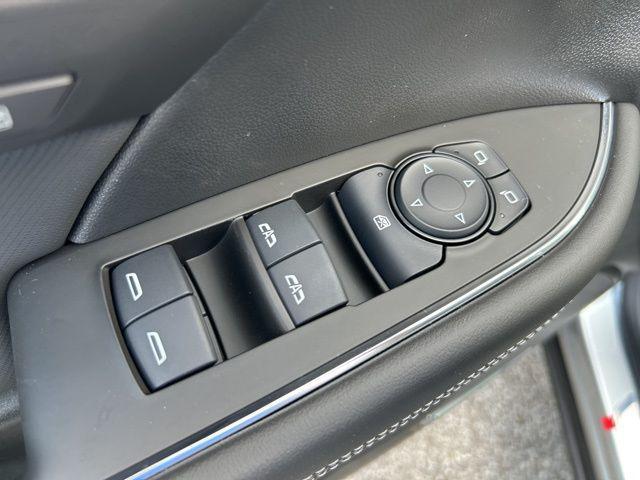 new 2025 Buick Envision car, priced at $39,740
