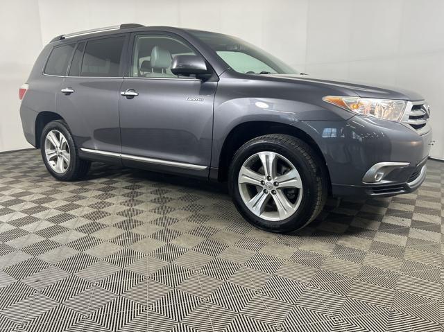 used 2013 Toyota Highlander car, priced at $13,500