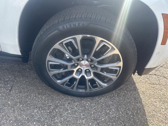 new 2025 GMC Yukon XL car, priced at $97,975
