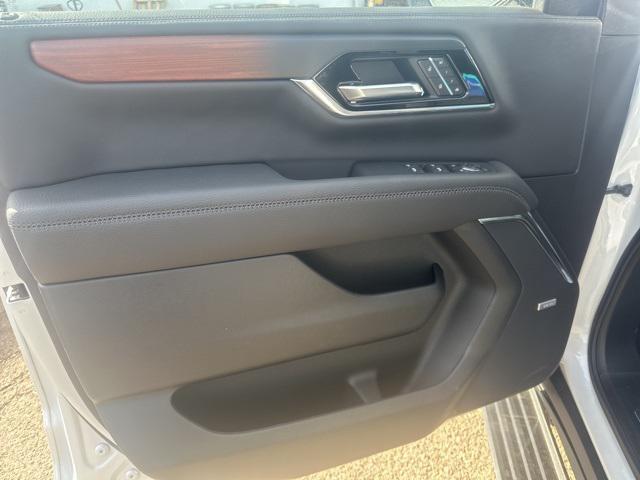 new 2025 GMC Yukon XL car, priced at $97,975