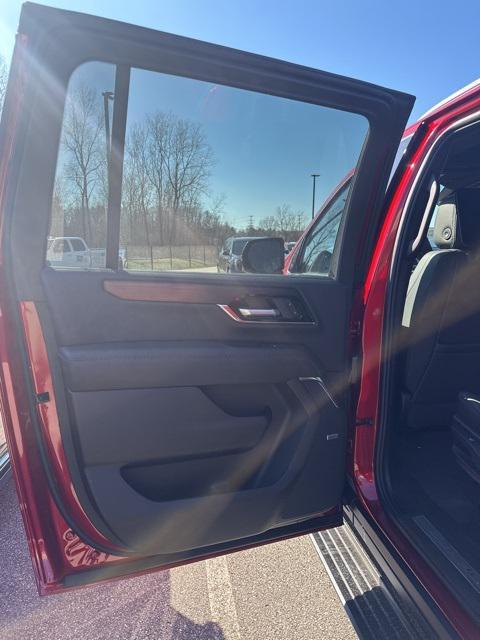 new 2025 GMC Yukon XL car, priced at $95,495